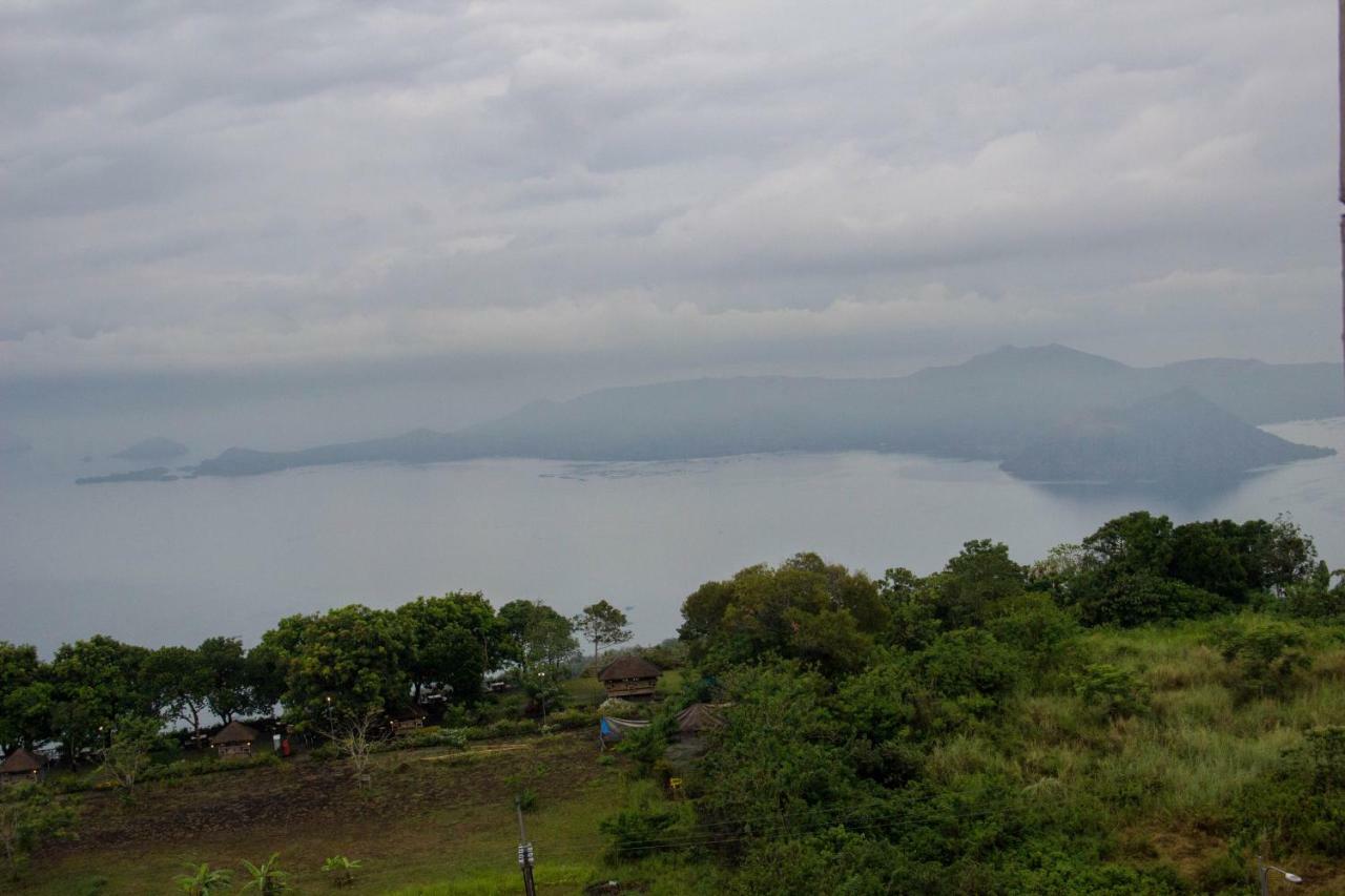 Smdc Wind Residences Tagaytay With Balcony 19Th Floor Tagaytay City Zewnętrze zdjęcie